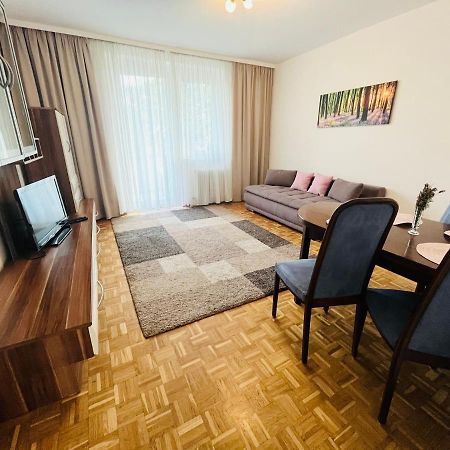 Lavender Home Appart Λιντς Εξωτερικό φωτογραφία