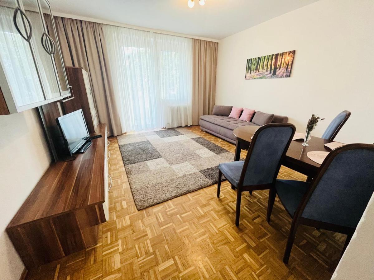 Lavender Home Appart Λιντς Εξωτερικό φωτογραφία