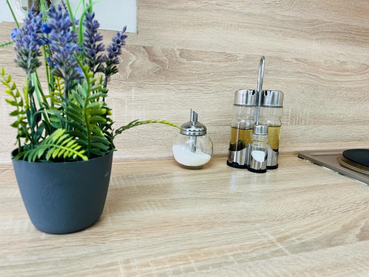 Lavender Home Appart Λιντς Εξωτερικό φωτογραφία